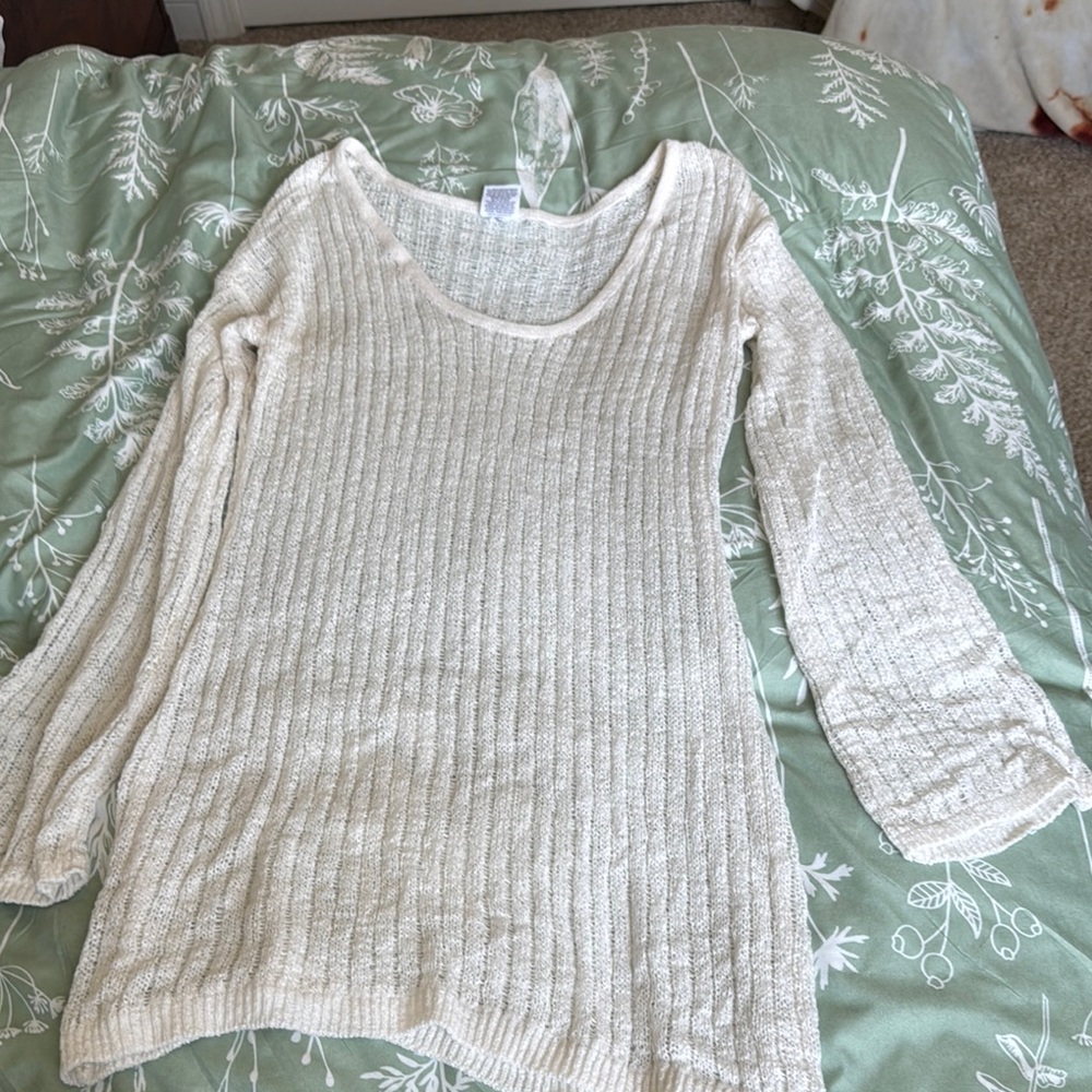Shade & Shore Cream Scoop Neck Sweater